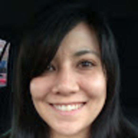 Meet your Posher, Cassandra - Picture 1 of 1